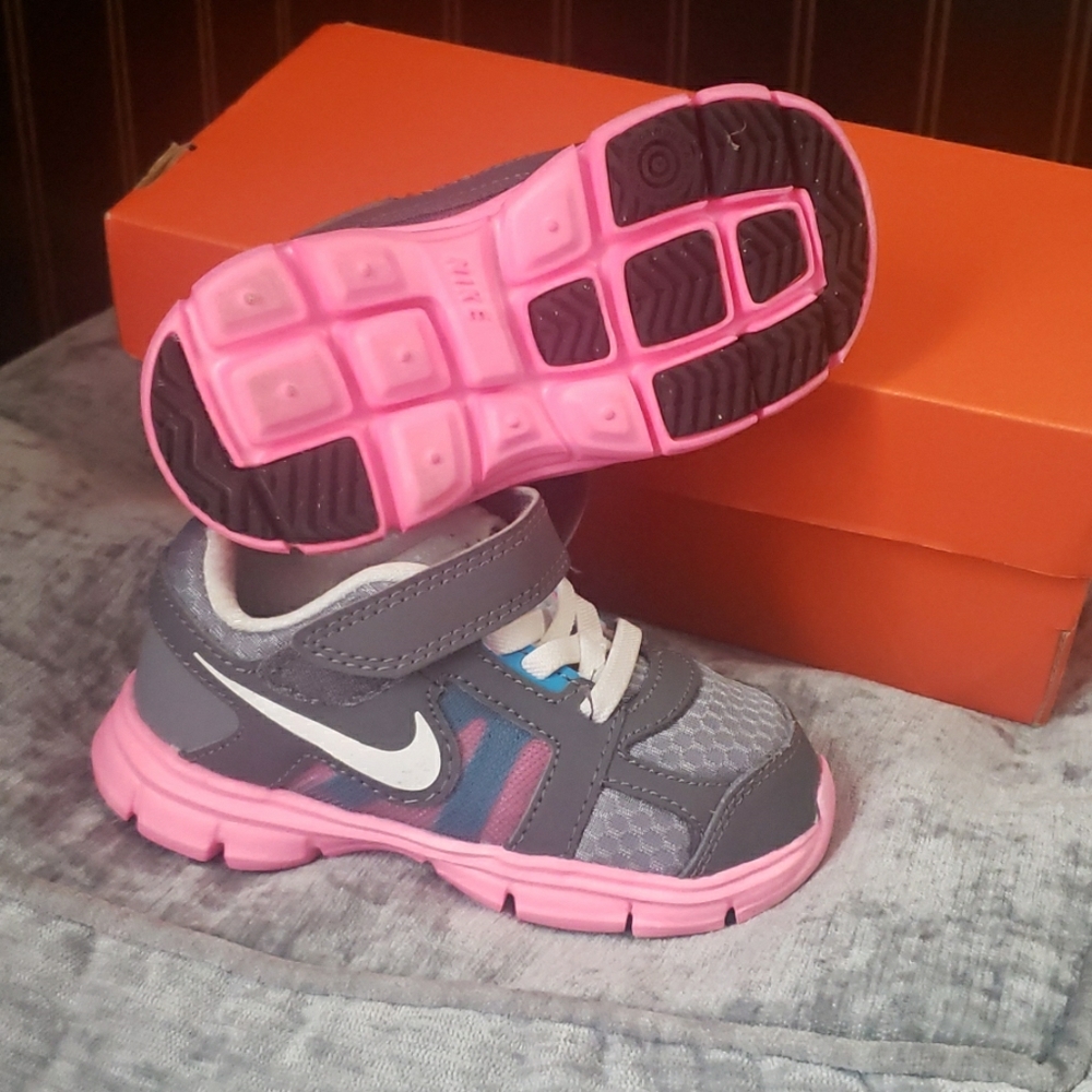 Nike TODDLER Girl  shoes